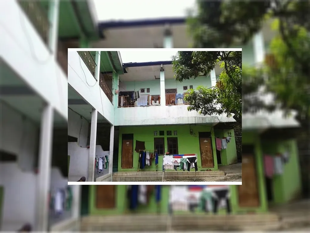 Di jual kostan kontrakan dan rumah induk di pasar rebo jakarta timur. Harga di bawah njop FB_IMG_15397391546558575.jpg