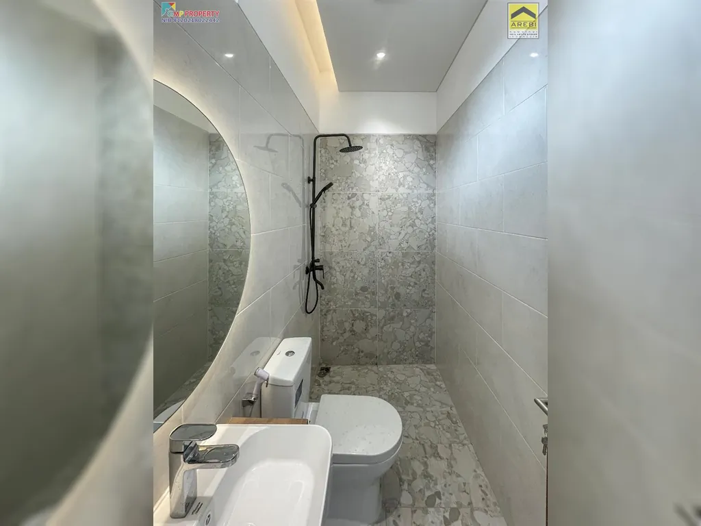 KAMAR MANDI ANAK.jpeg