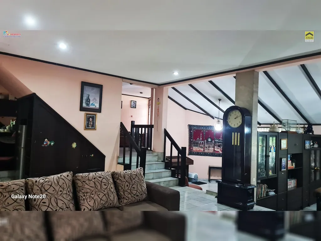 Rumah di Cinere dekat jalan tol (6).jpg