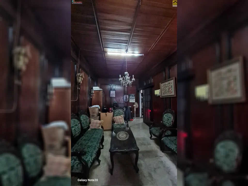 Rumah di Blok S Jakarta Selatan (1).jpg