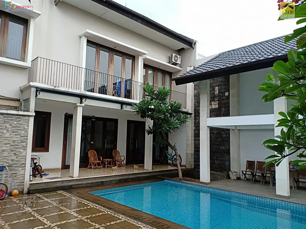 Dijual Rumah Mewah Swimming Pool 5 Menit ITC Permata Hijau Jakarta Barat