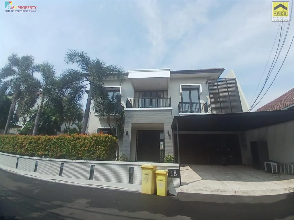 Rumah Mewah Tanah Luas Dalam Cluster Cipete 