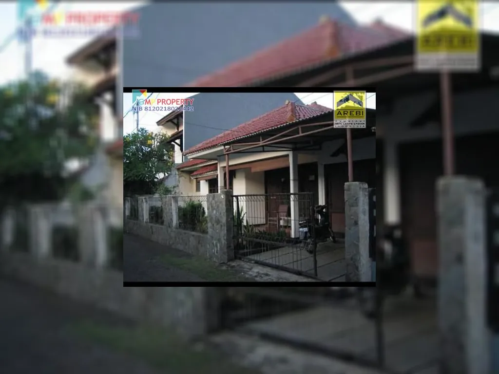 RUMAH DALAM KOMPLEK MEWAH JAKA PERMAI