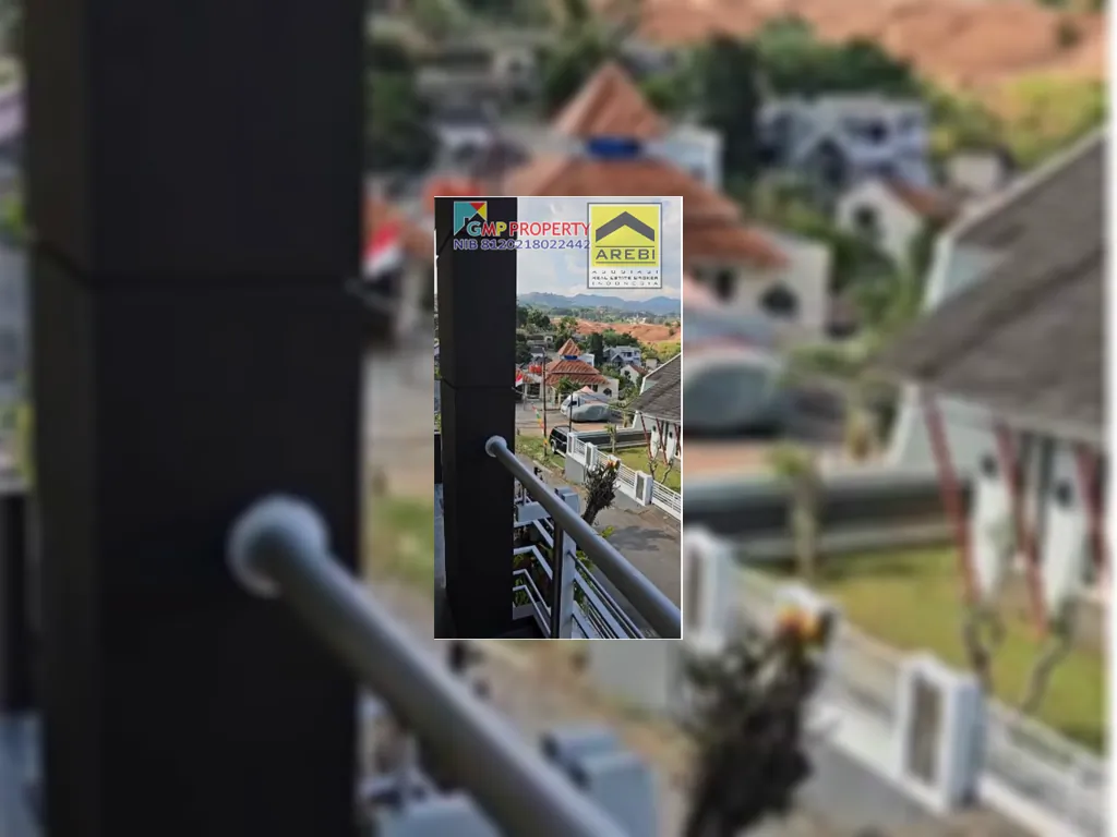 rumah di komplek sanggabuana (3).jpeg