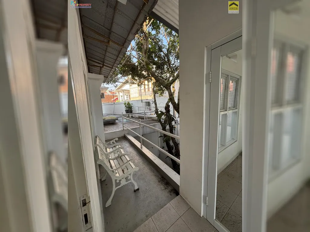 rumah di komplek sanggabuana (10).jpeg