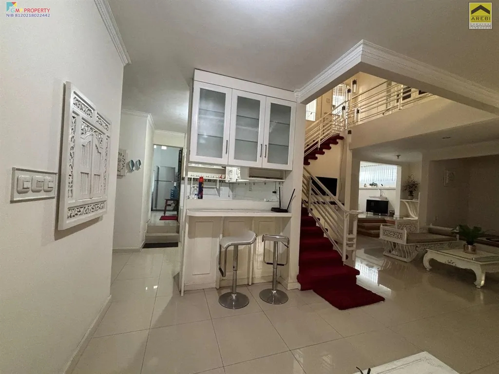 rumah di komplek sanggabuana (16).jpeg