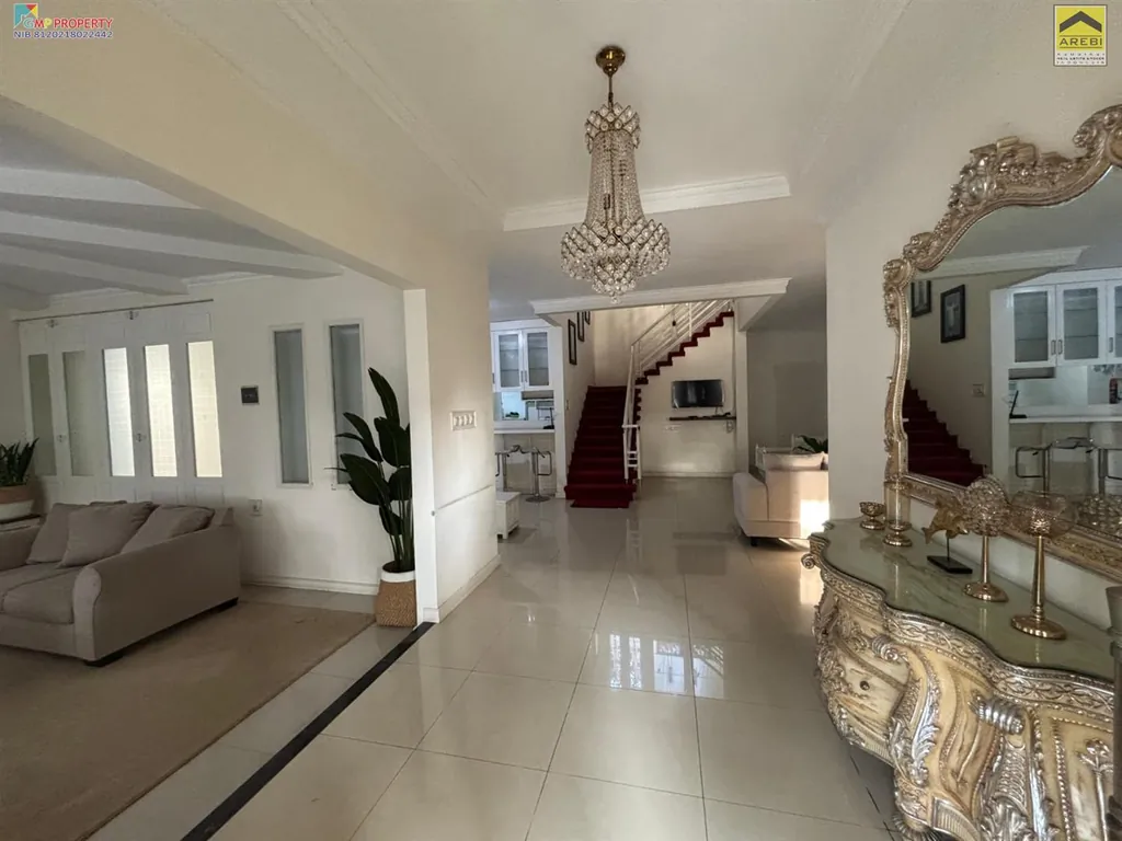 rumah di komplek sanggabuana (20).jpeg