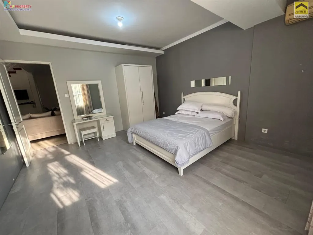 rumah di komplek sanggabuana (24).jpeg