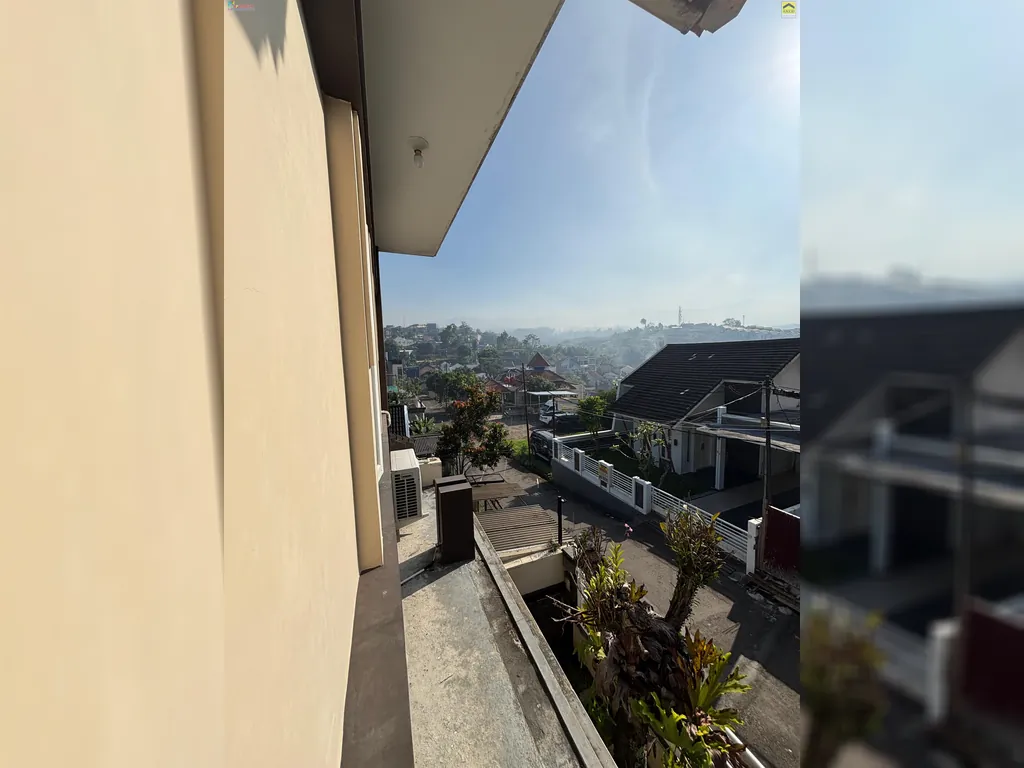 rumah di komplek sanggabuana (34).jpeg