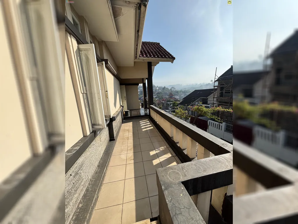 rumah di komplek sanggabuana (35).jpeg