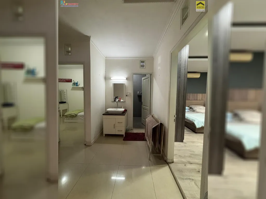 rumah di komplek sanggabuana (47).jpeg