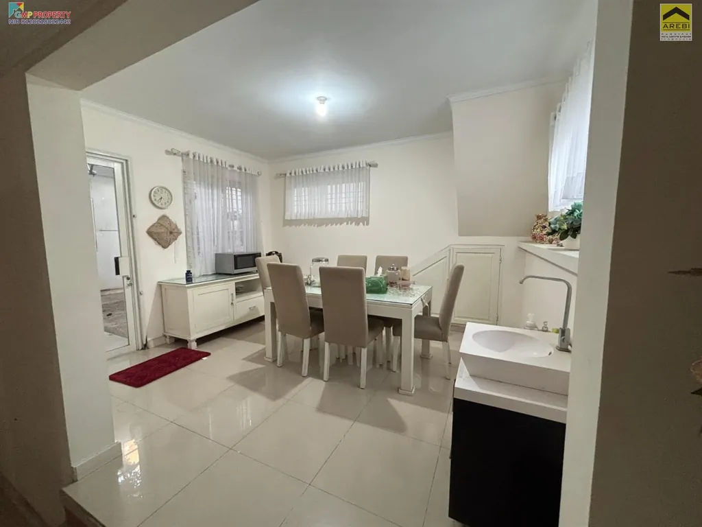 rumah di komplek sanggabuana (50).jpeg