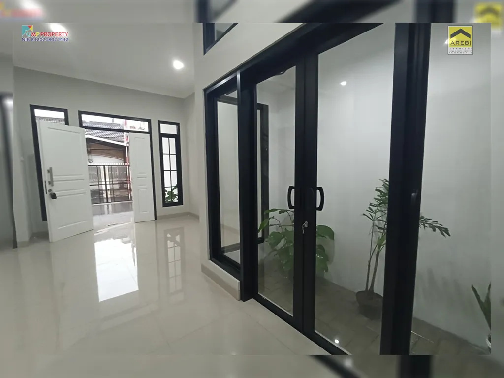 Rumah baru siap huni di Cinere Megapolitan Estate bangunan 2 Lantai (4).png