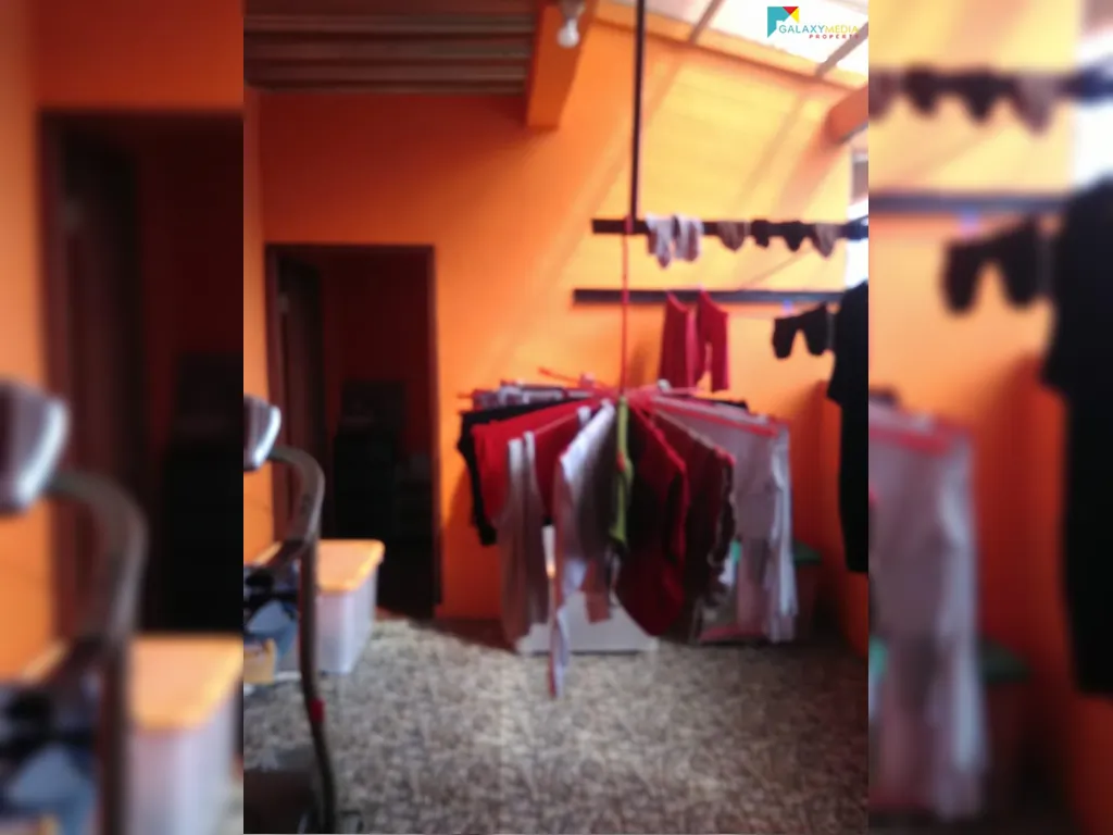 Rumah besar di jalan sukatma cicaheum (18).jpeg