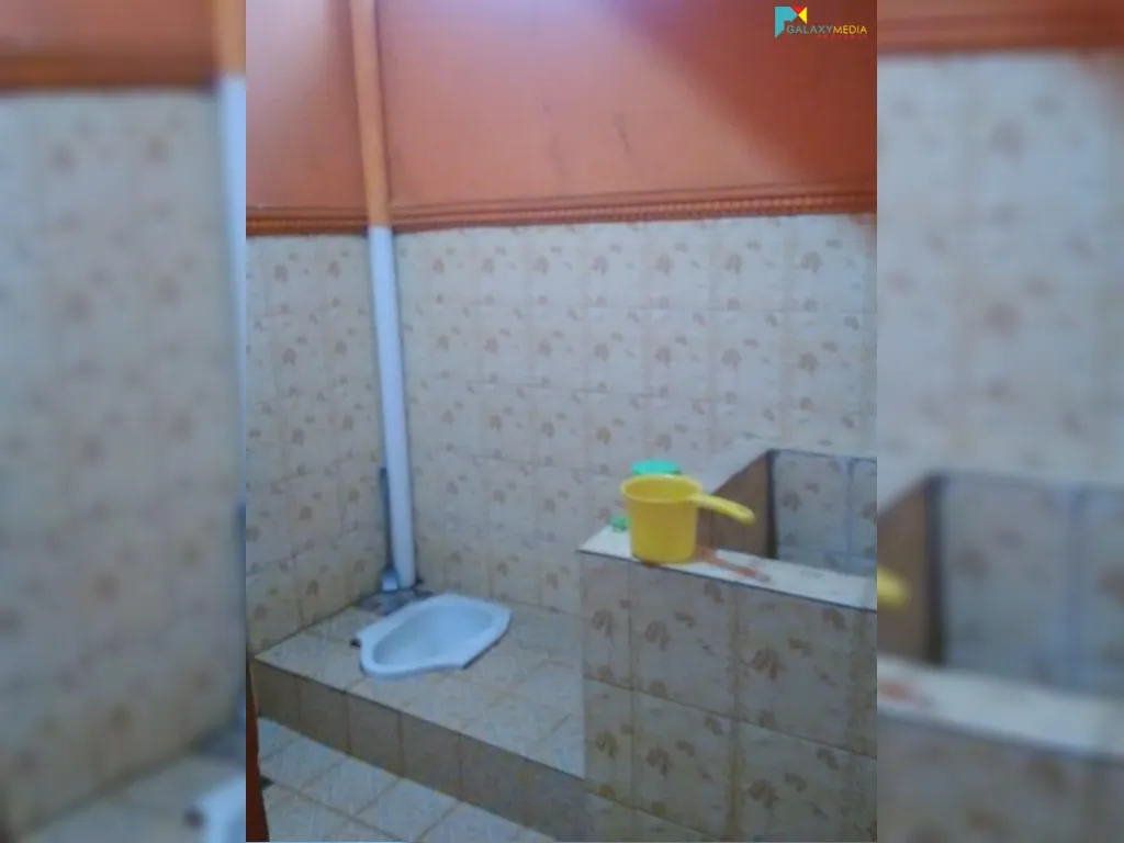 Rumah besar di jalan sukatma cicaheum (4).jpeg