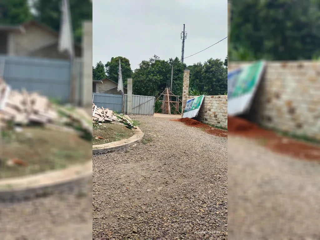 Rumah Leuwinanggung Tapos Depok Cibubur (18).jpg