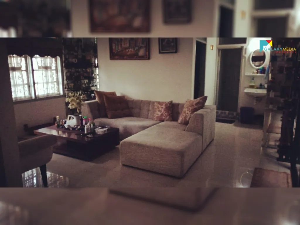 Rumah 1 lt th 88 layak huni dijual cepat di Ptm. Galaxy Bekasi Selatan hub 0812 1058 303 (5).jpg