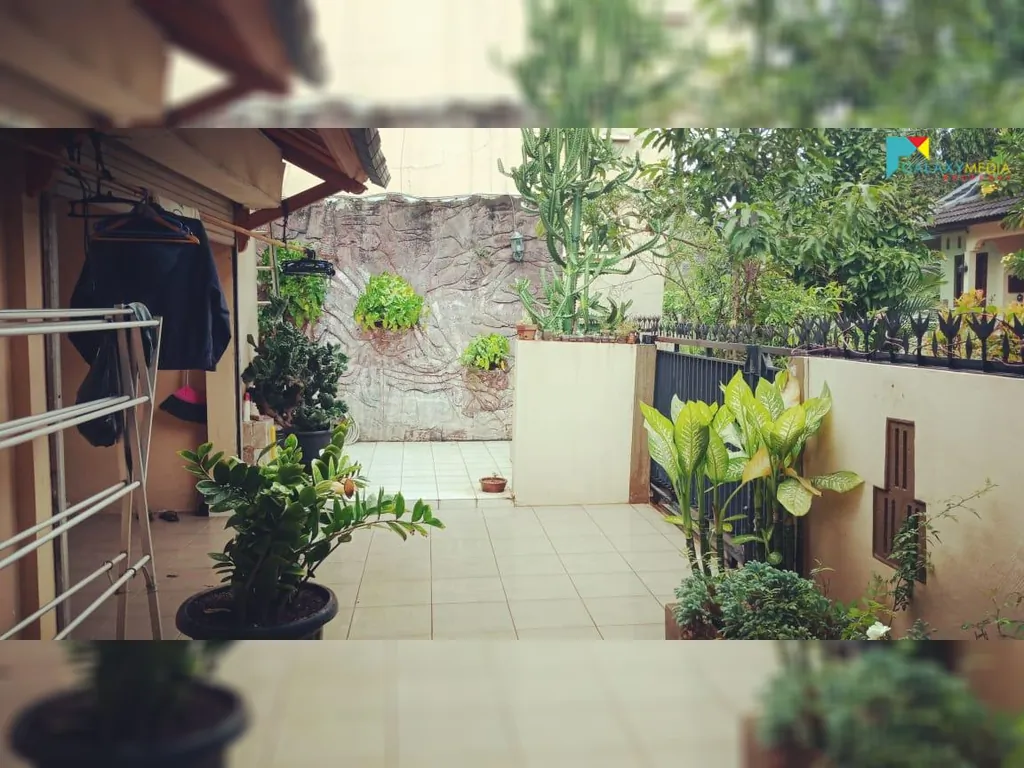 Rumah 1 lt th 88 layak huni dijual cepat di Ptm. Galaxy Bekasi Selatan hub 0812 1058 303 (6).jpg