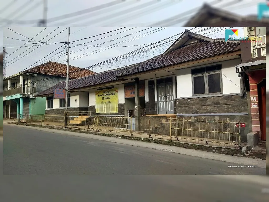 Kolam Renang Di Jalan Raya Pangatikan Garut 