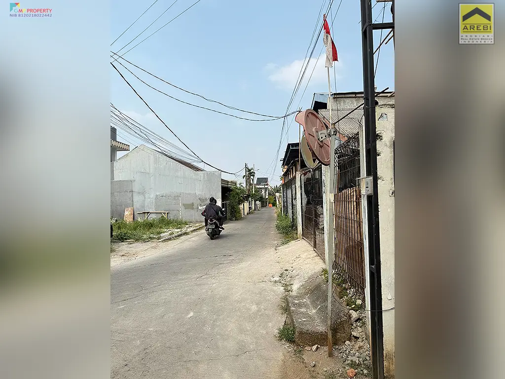 Uploaded file: 1000444984