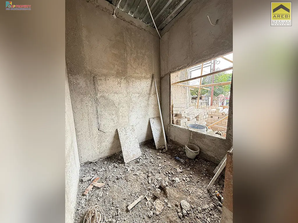 Uploaded file: 1000444992