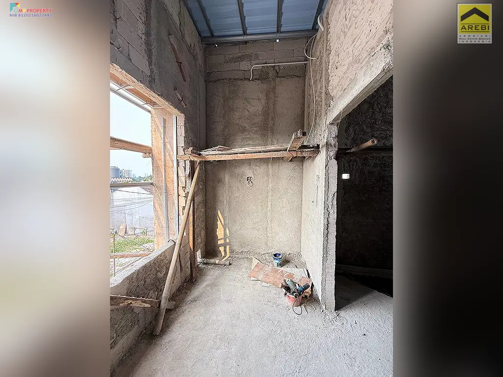 Uploaded file: 1000444999