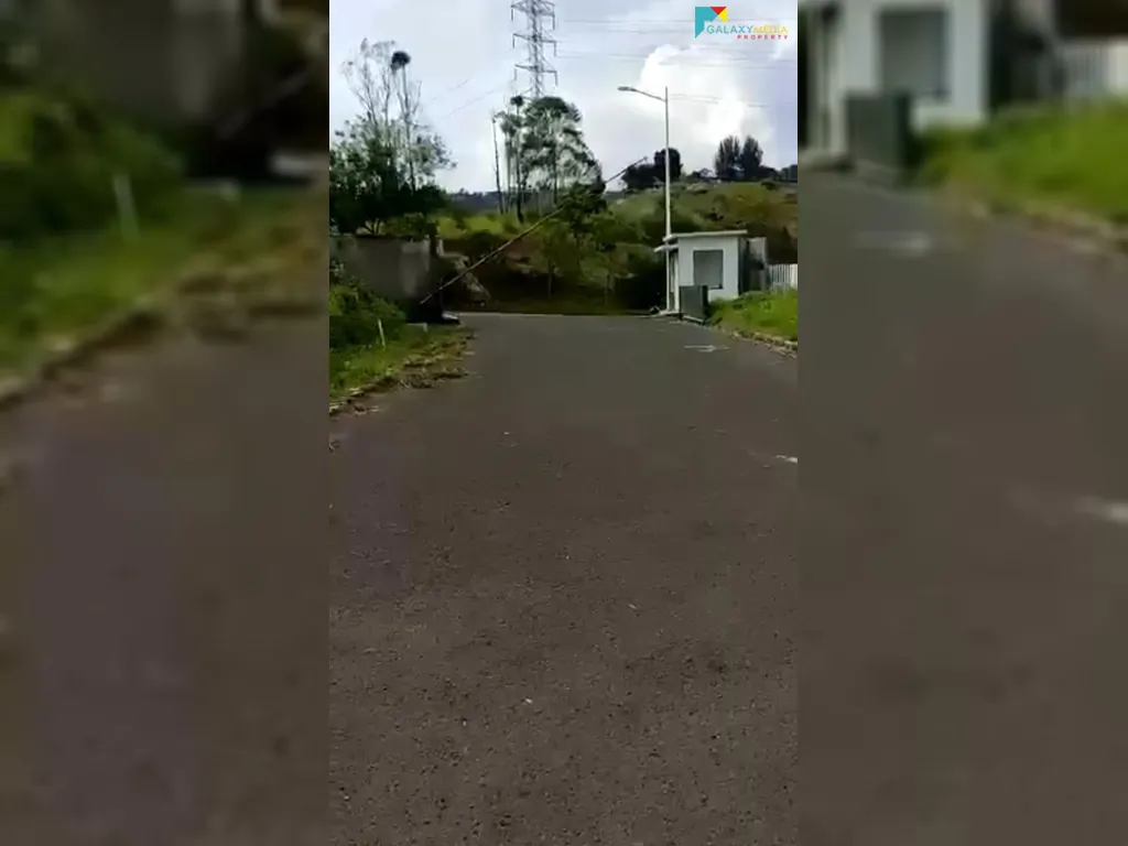 tanah hook sayap dago.jpg