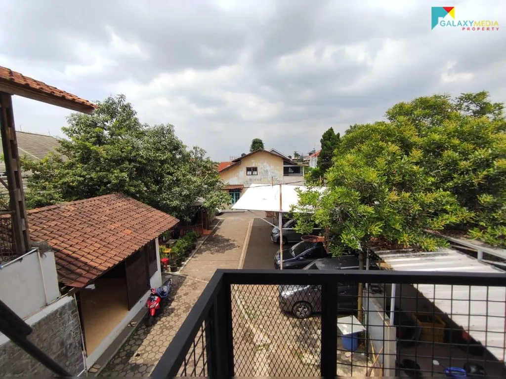 rumah_nyaman_luas_jatihandap_bandung.jpg