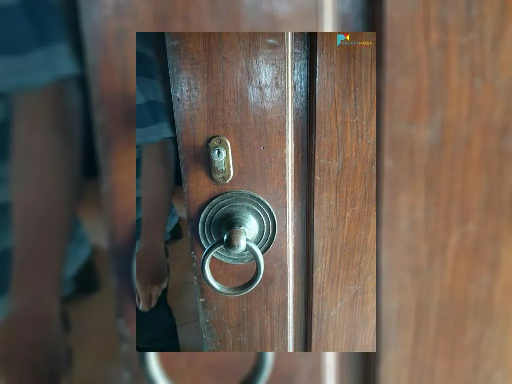 jual rumah joglo di jalan dago mainroad (19).jpeg