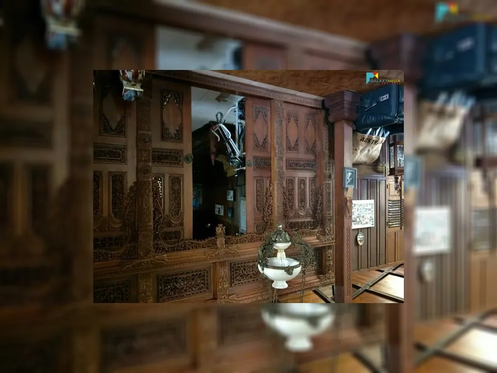 jual rumah joglo di jalan dago mainroad (14).jpeg