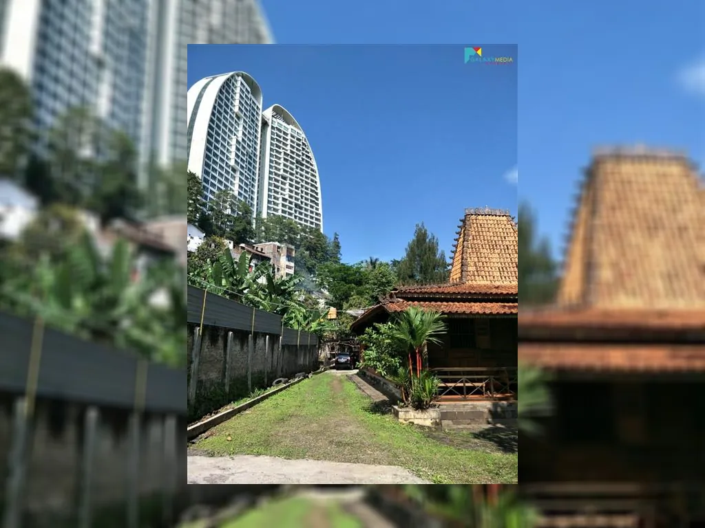 jual rumah joglo di jalan dago mainroad (7).jpeg