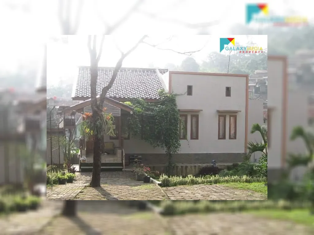 jual rumah joglo di jalan dago mainroad (2).jpeg