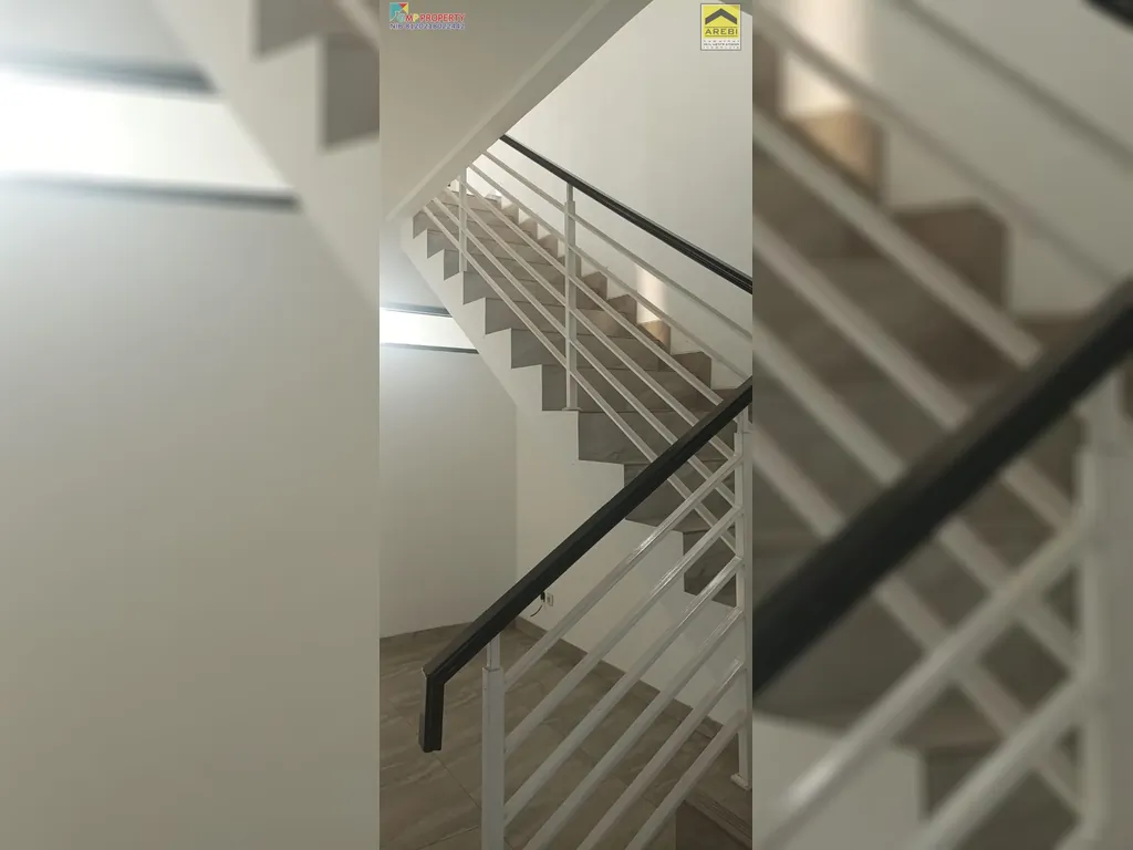 rumah 2 lantai ready dekat jl. cikutra bandung.jpg