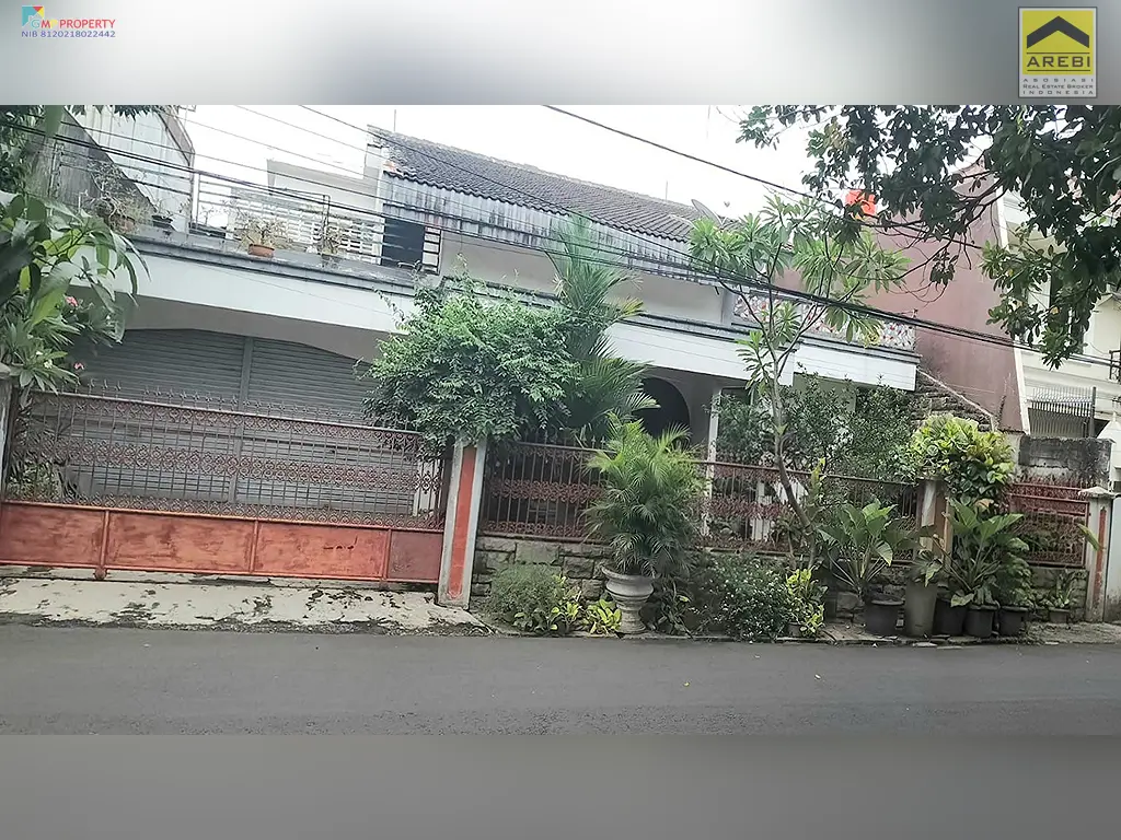 Rumah Luas & Kokoh di Jantung Tebet – Akses Strategis Jakarta Selatan