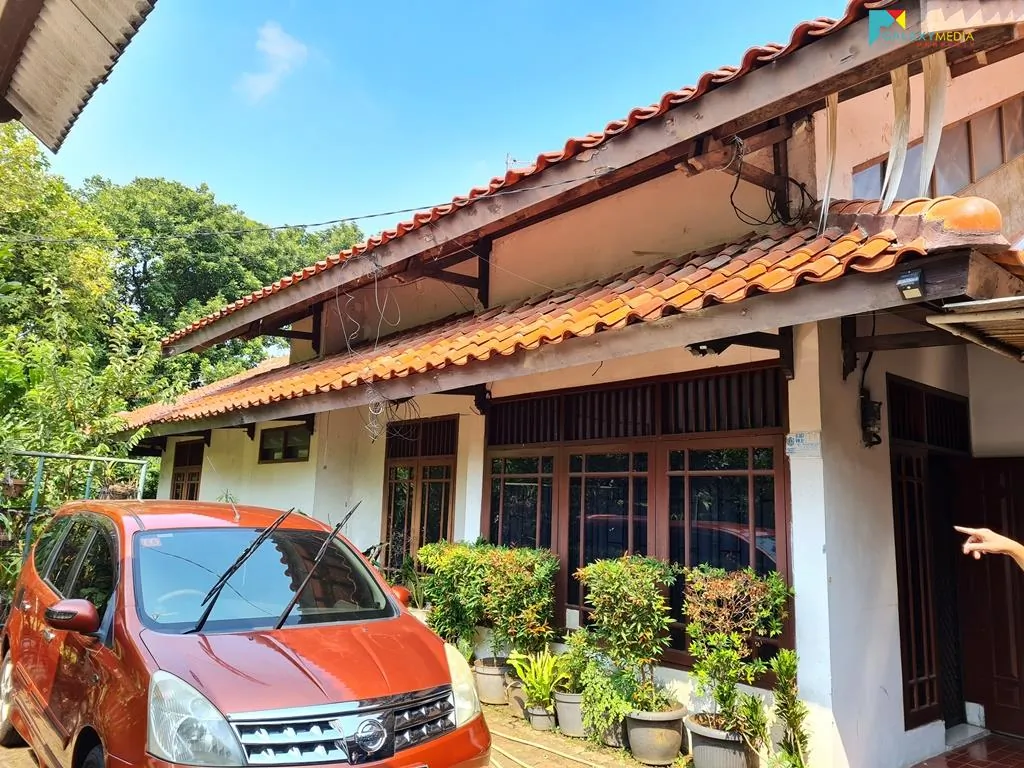 Rumah di Belakang Depkes Pasar Minggu (2).jpg