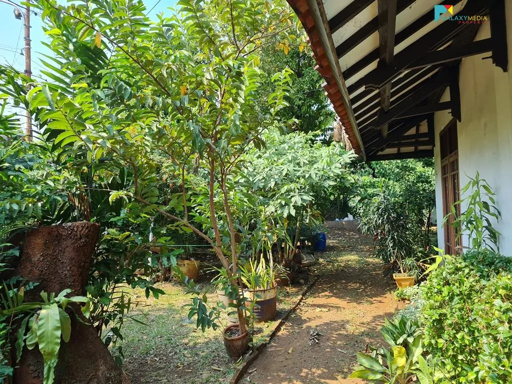 Rumah di Belakang Depkes Pasar Minggu (3).jpg