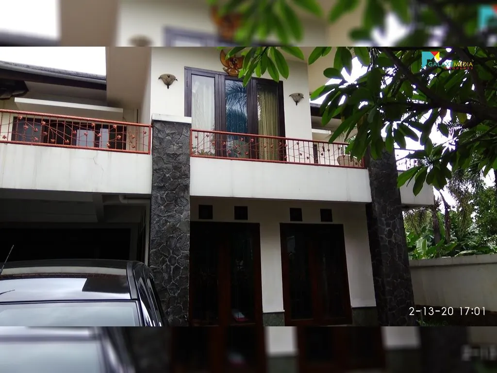 Rumah di Pondok Labu Cilandak (1).jpg