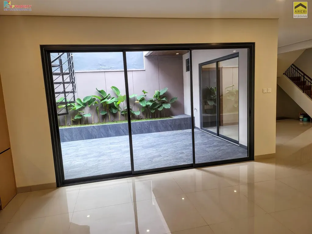 Acces Dining Room ke Taman.jpeg