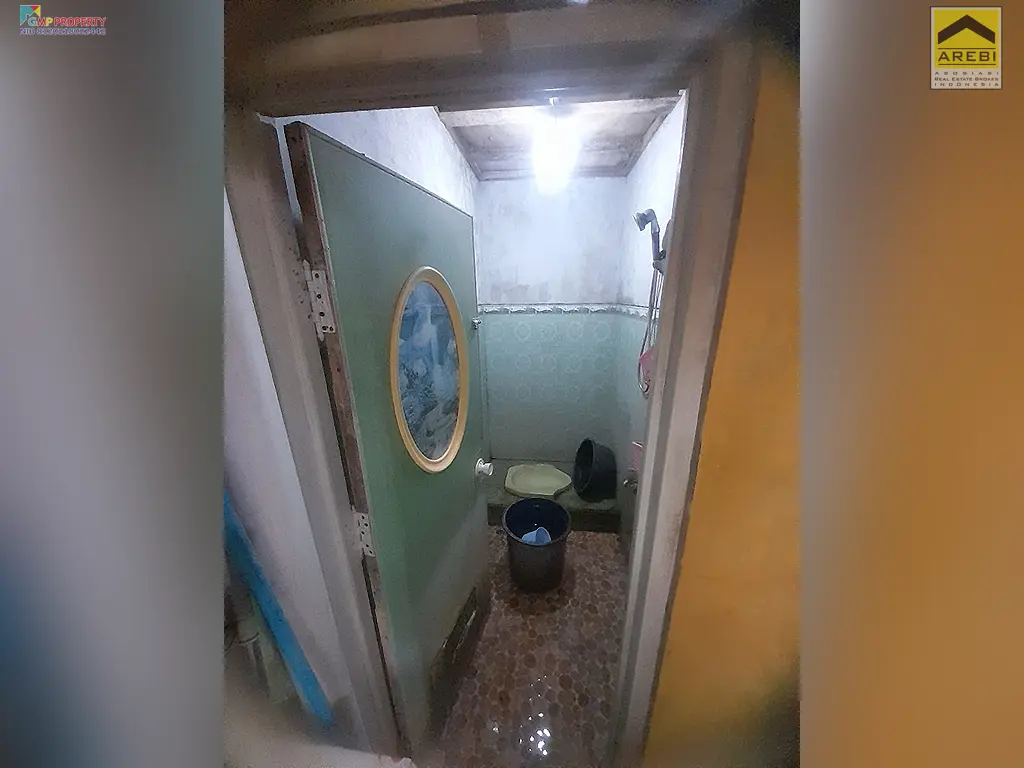 Uploaded file: 1000904608