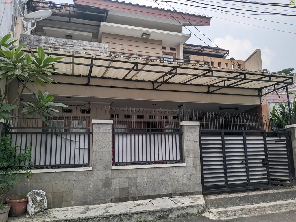 Dijual cepat rumah di tebet timur lokasi strategis di jakarta selatan