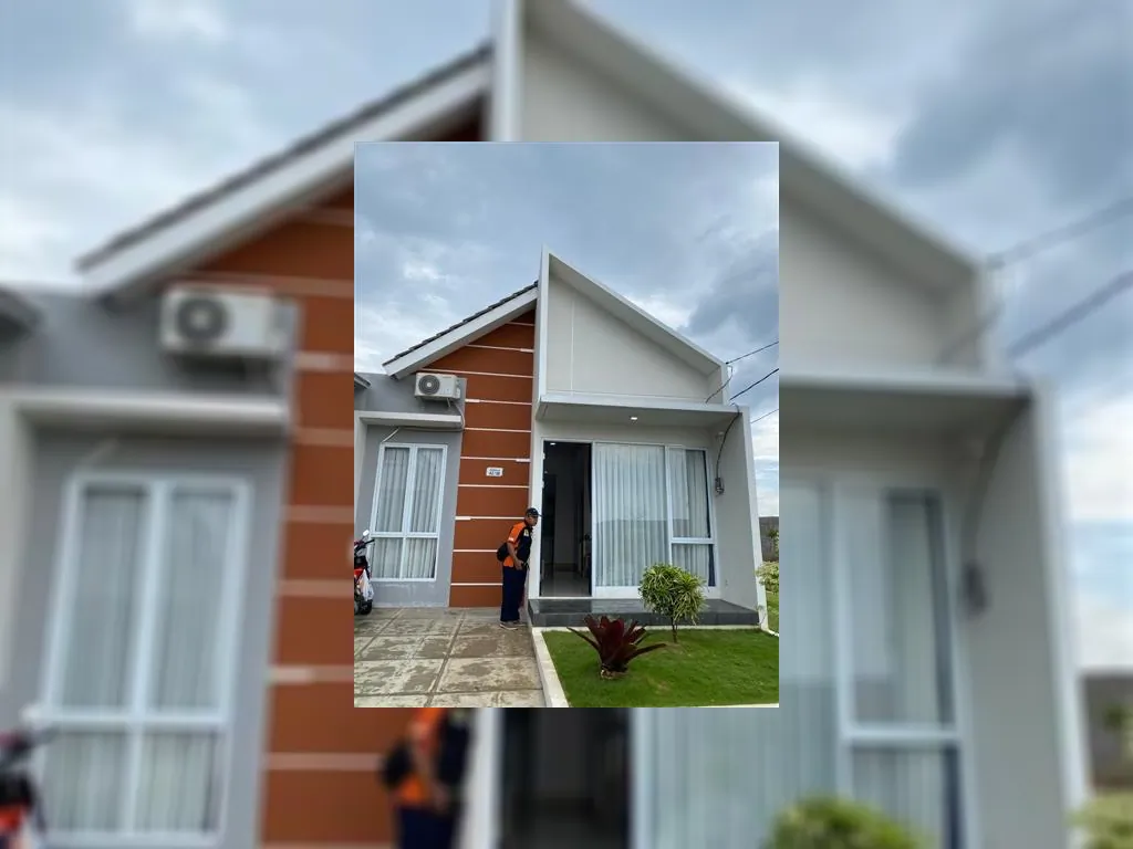 Grand Mahkota 2 Bebelan