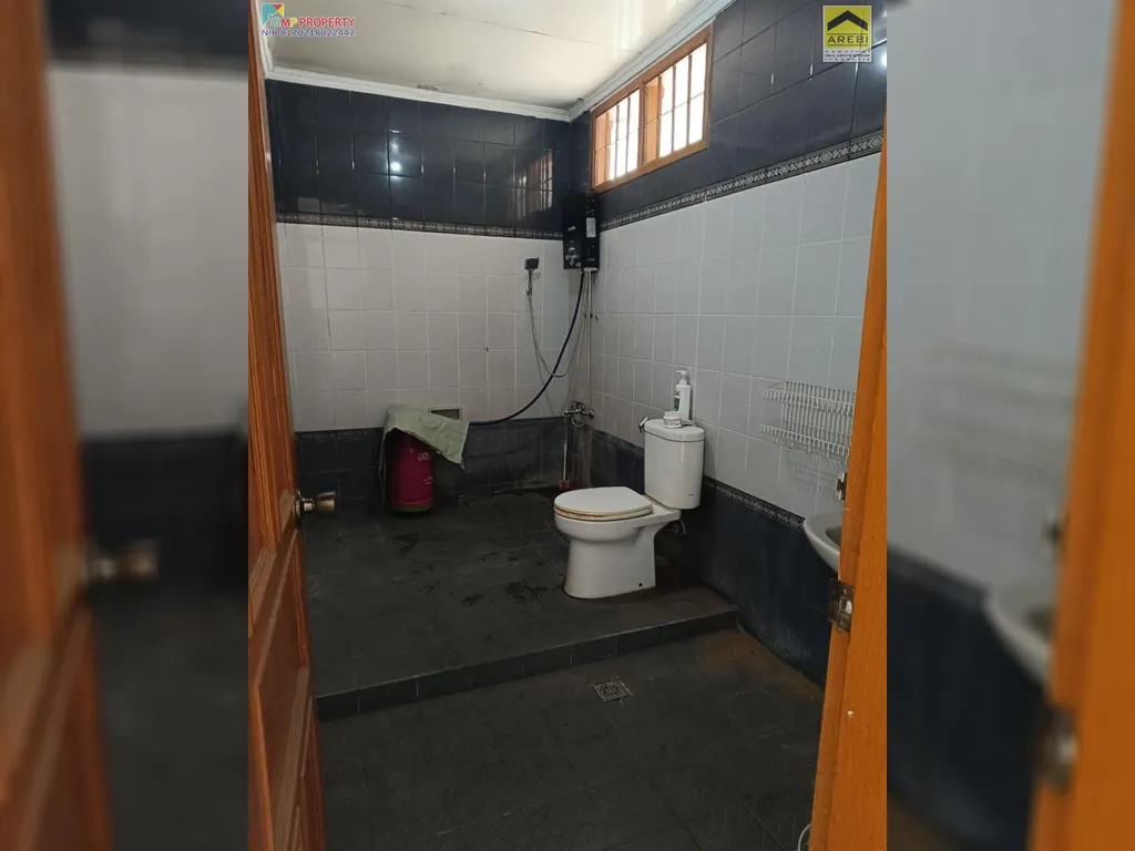 rumah di sewakan di setrasari (26).jpeg