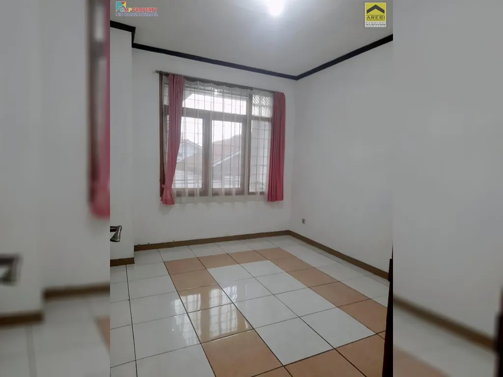rumah di sewakan di setrasari (41).jpeg