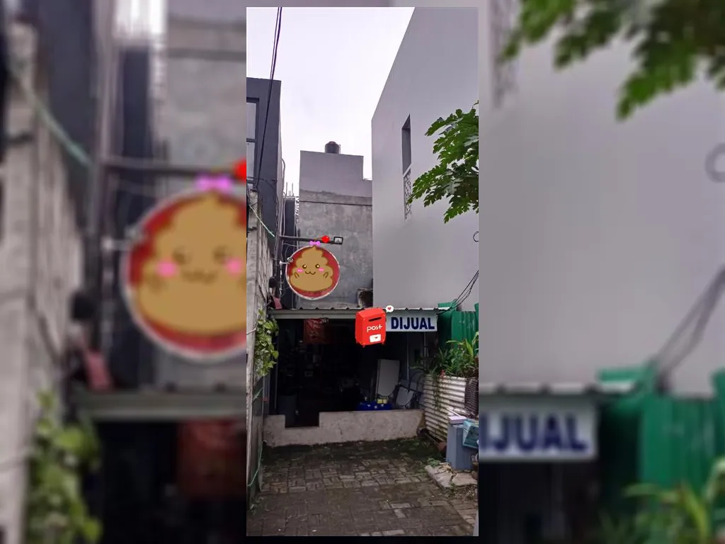 Rumah Tua Hitung Tanah Di Jl Pakubuwono Kebayoran Baru (Pinggir Jalan Besar)