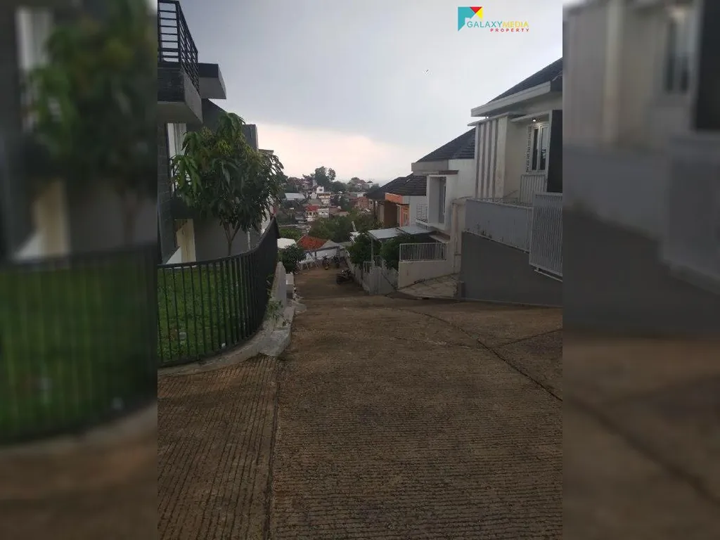 Rumah di Bukit Ligar Bandung Utara Rumah Warna Bumikara Residence 1 (16).jpg